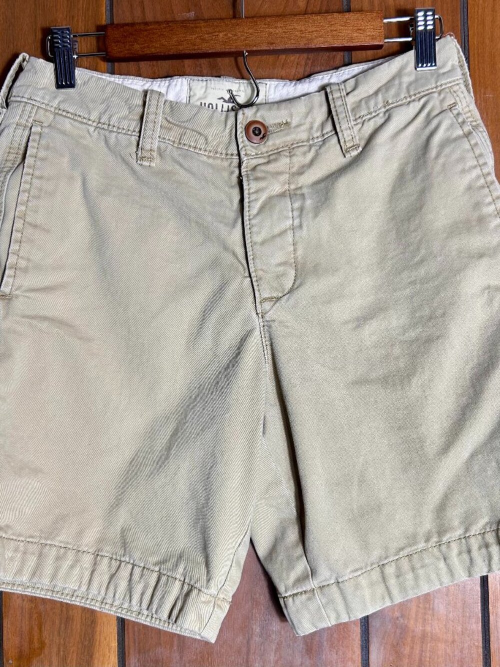 HOLLISTER Mens Size 28 Shorts Classic Fit Chino Khaki Tan Preppy Summer 28x8